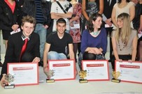 Ensemble des gagnants du prix "ApprentiStars" 2012